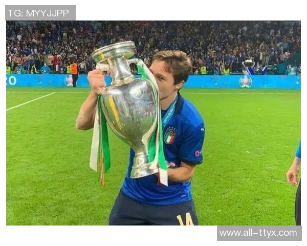 罗马诺透露荷兰边锋贝尔温冬窗或转会欧洲球队关注他