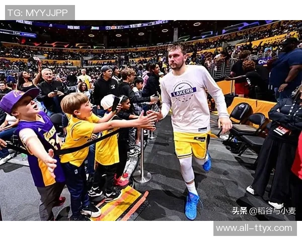 东契奇本赛季投篮命中率骤降女儿出生后表现不佳引发关注