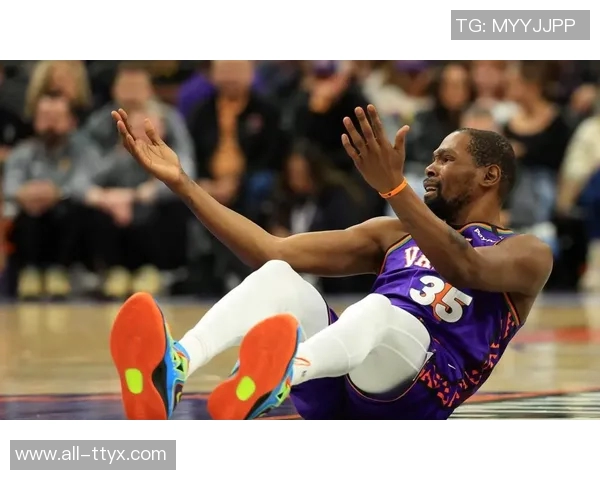 内史密斯表现稳健全场贡献12分1板1助1断助力球队胜利 内史密斯表现稳健全场贡献12分1板1助1断助力球队胜利