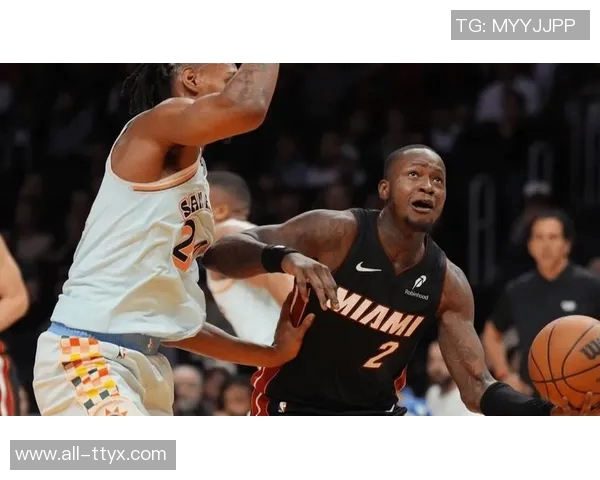 巴特勒半场表现出色轻松斩获9分4篮板2助攻展现实力 巴特勒半场表现出色轻松斩获9分4篮板2助攻展现实力