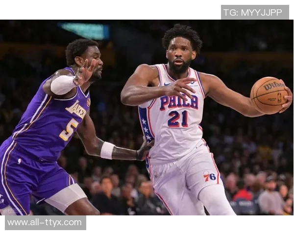 小马与VJ的后场组合展现潜力76人是否该重新审视恩比德核心地位
